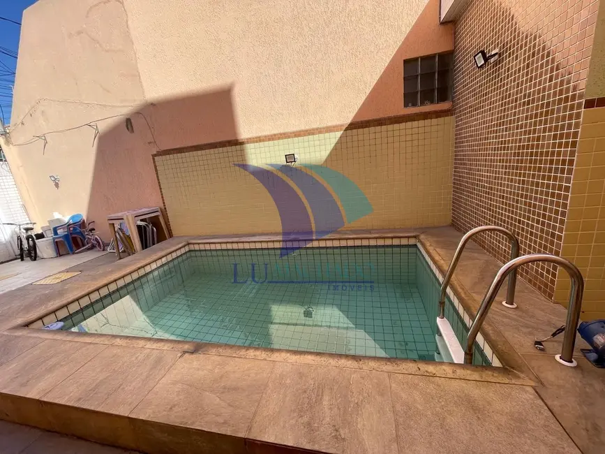 Foto 3 de Casa com 3 quartos à venda, 95m2 em Parque Central, Cabo Frio - RJ