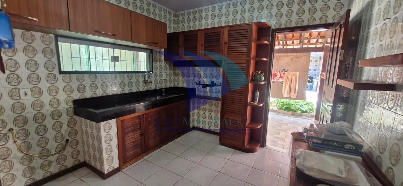 Foto 9 de Casa com 4 quartos à venda, 130m2 em Cabo Frio - RJ
