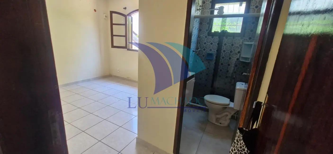 Foto 3 de Casa com 4 quartos à venda, 130m2 em Cabo Frio - RJ