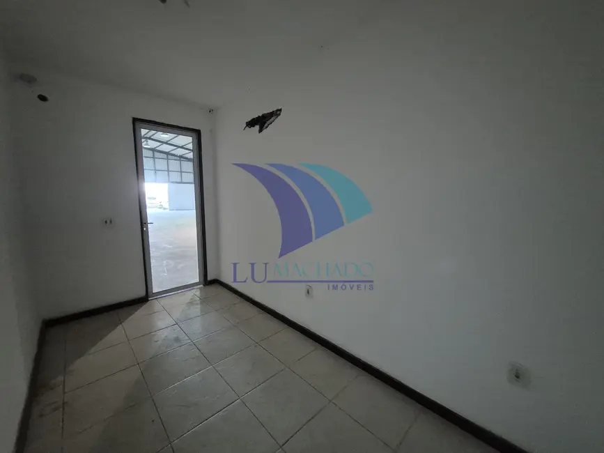 Foto 6 de Armazém / Galpão com 2 quartos à venda e para alugar, 360m2 em Sao Pedro Da Aldeia - RJ