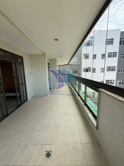 Foto 1 de Apartamento com 4 quartos à venda, 181m2 em Centro, Cabo Frio - RJ