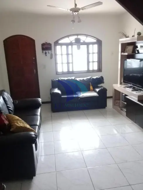 Sobrado com 2 quartos à venda, 92m2 em Ogiva, Cabo Frio - RJ - imagem 4 Foto 4 de Sobrado com 2 quartos à venda, 92m2 em Ogiva, Cabo Frio - RJ