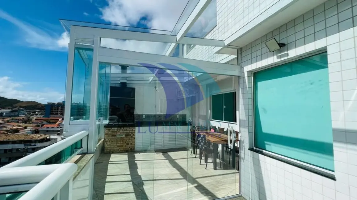 Foto 2 de Apartamento com 3 quartos à venda, 198m2 em Jardim Flamboyant, Cabo Frio - RJ