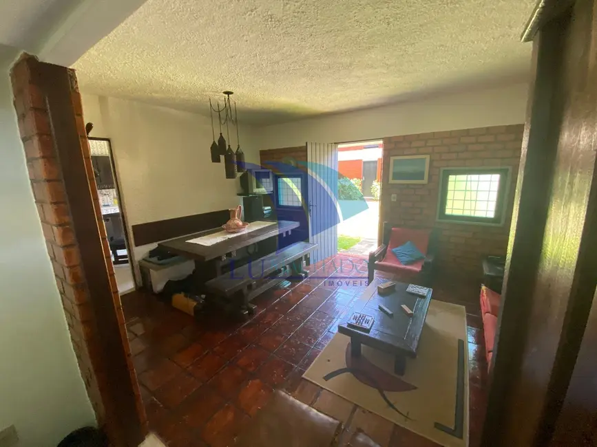 Foto 6 de Casa com 2 quartos à venda, 75m2 em Portinho, Cabo Frio - RJ