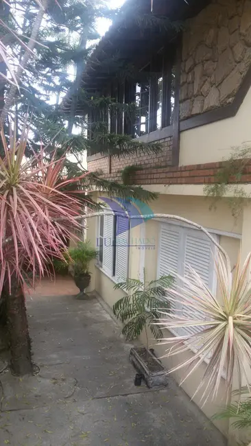 Casa com 3 quartos à venda, 180m2 em Centro, Cabo Frio - RJ - imagem 6 Foto 6 de Casa com 3 quartos à venda, 180m2 em Centro, Cabo Frio - RJ