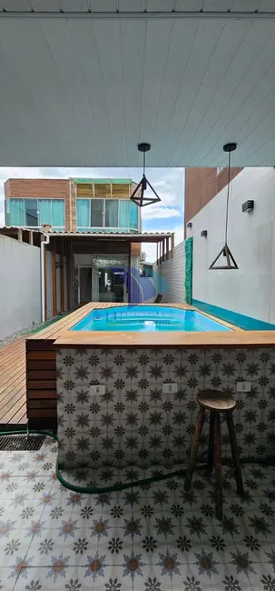 Foto 1 de Casa com 2 quartos à venda, 60m2 em Cabo Frio - RJ