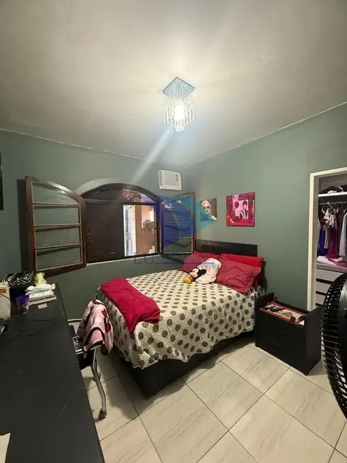 Casa com 4 quartos à venda, 15094m2 em Sao Pedro Da Aldeia - RJ - imagem 8 Foto 8 de Casa com 4 quartos à venda, 15094m2 em Sao Pedro Da Aldeia - RJ