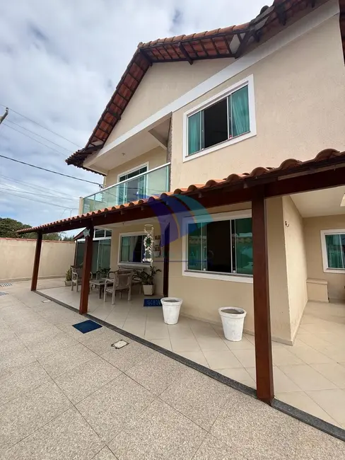 Foto 4 de Casa com 4 quartos à venda, 150m2 em Foguete, Cabo Frio - RJ