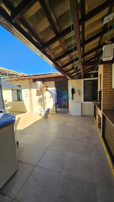 Foto 6 de Casa com 3 quartos à venda, 120m2 em Portinho, Cabo Frio - RJ