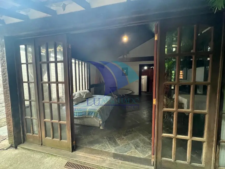 Foto 1 de Casa com 4 quartos à venda, 212m2 em Armacao Dos Buzios - RJ