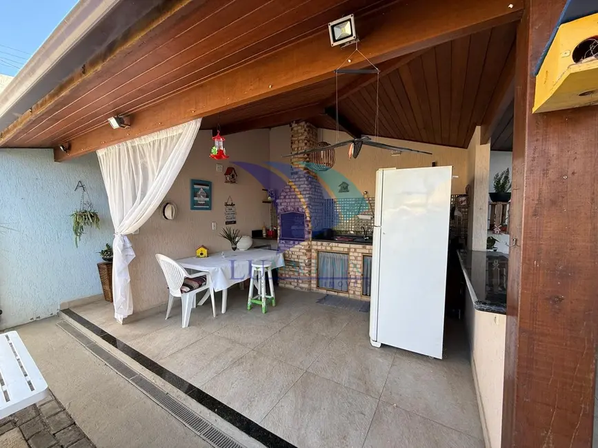 Casa com 3 quartos à venda, 236m2 em Ogiva, Cabo Frio - RJ - imagem 5 Foto 5 de Casa com 3 quartos à venda, 236m2 em Ogiva, Cabo Frio - RJ