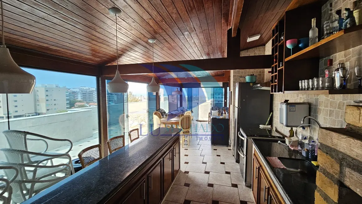 Foto 8 de Apartamento com 4 quartos à venda, 150m2 em Braga, Cabo Frio - RJ