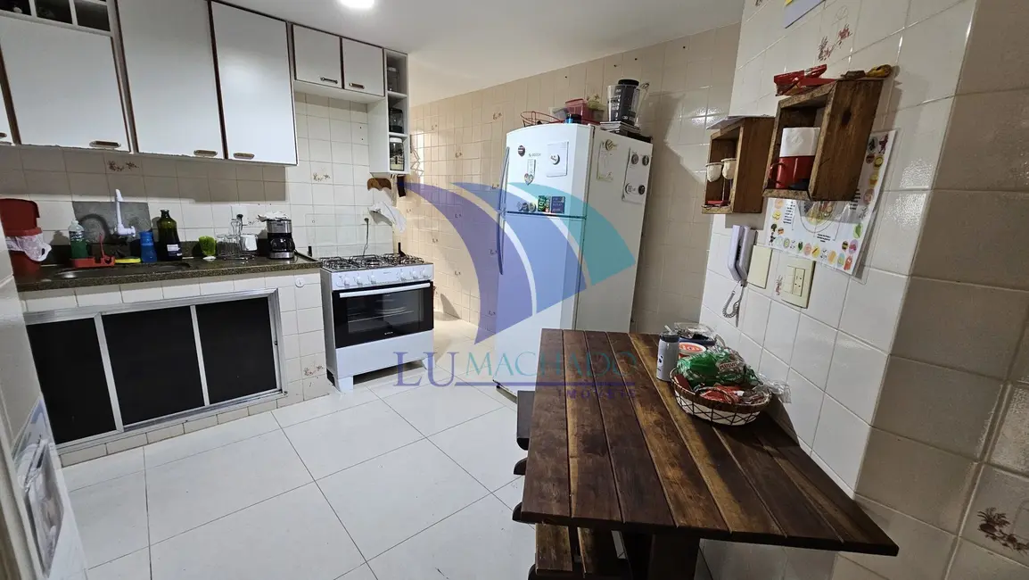Foto 7 de Apartamento com 4 quartos à venda, 220m2 em Algodoal, Cabo Frio - RJ