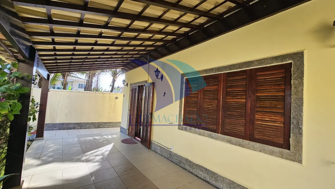 Foto 8 de Casa com 3 quartos à venda, 190m2 em Foguete, Cabo Frio - RJ