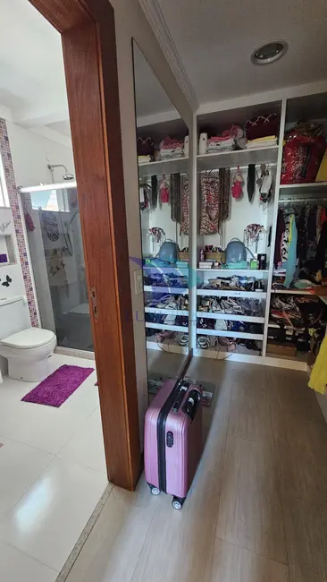 Foto 2 de Casa com 3 quartos à venda, 372m2 em Palmeiras, Cabo Frio - RJ
