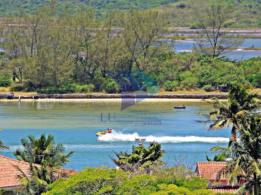 Foto 1 de Apartamento com 3 quartos à venda, 200m2 em Passagem, Cabo Frio - RJ