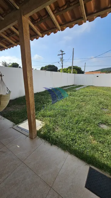 Foto 6 de Casa com 2 quartos à venda, 60m2 em Cabo Frio - RJ