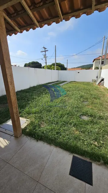 Foto 5 de Casa com 2 quartos à venda, 60m2 em Cabo Frio - RJ
