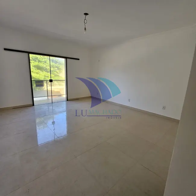 Foto 4 de Casa com 4 quartos à venda, 165m2 em Foguete, Cabo Frio - RJ