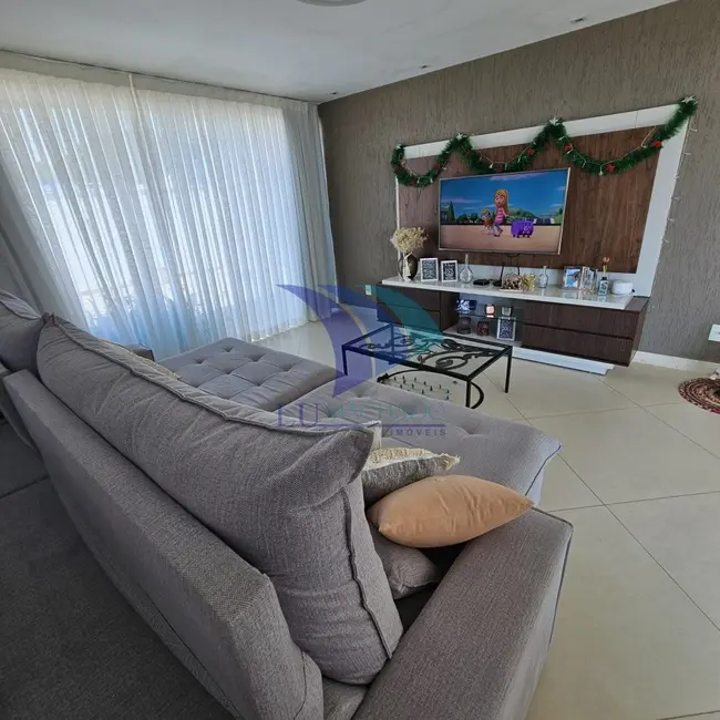 Foto 3 de Casa de Condomínio com 3 quartos à venda, 280m2 em Ogiva, Cabo Frio - RJ