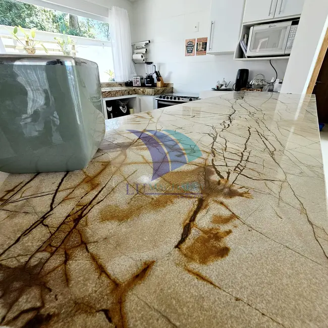 Foto 8 de Casa de Condomínio com 3 quartos à venda, 280m2 em Ogiva, Cabo Frio - RJ