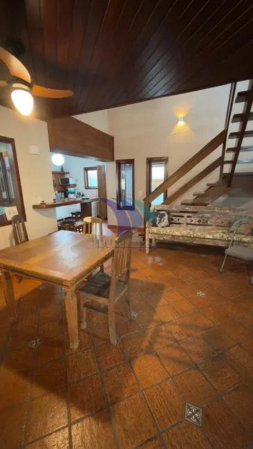 Foto 1 de Casa com 3 quartos à venda, 140m2 em Ogiva, Cabo Frio - RJ