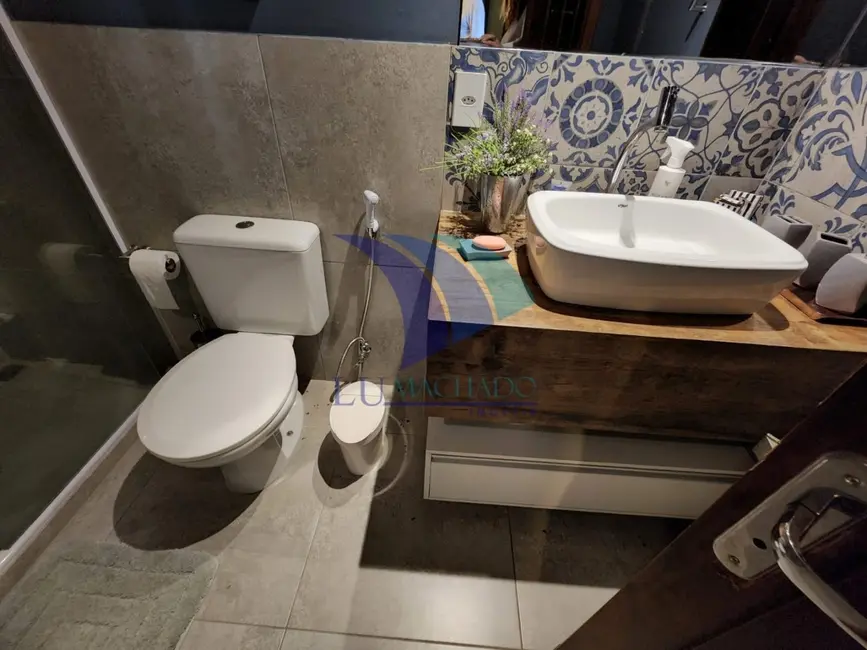 Casa com 3 quartos à venda, 200m2 em Palmeiras, Cabo Frio - RJ - imagem 2 Foto 2 de Casa com 3 quartos à venda, 200m2 em Palmeiras, Cabo Frio - RJ