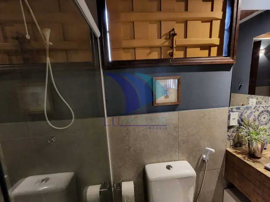 Casa com 3 quartos à venda, 200m2 em Palmeiras, Cabo Frio - RJ - imagem 5 Foto 5 de Casa com 3 quartos à venda, 200m2 em Palmeiras, Cabo Frio - RJ