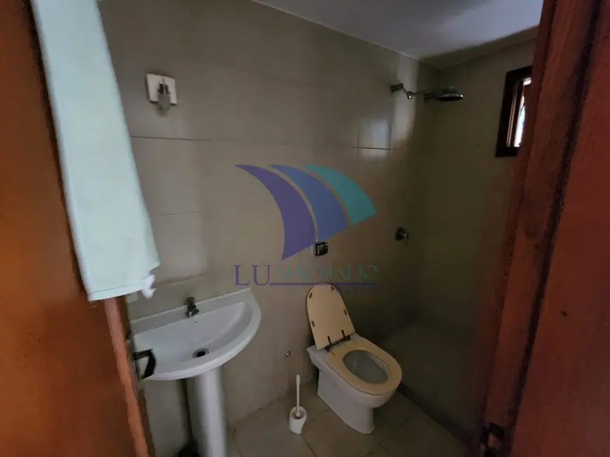 Casa com 6 quartos à venda, 612m2 em Armacao Dos Buzios - RJ - imagem 1 Foto 1 de Casa com 6 quartos à venda, 612m2 em Armacao Dos Buzios - RJ