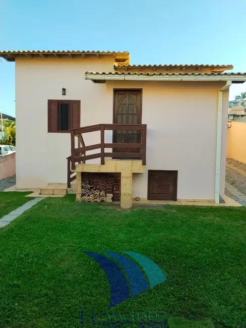 Foto 3 de Casa de Condomínio com 1 quarto à venda, 100m2 em Ogiva, Cabo Frio - RJ