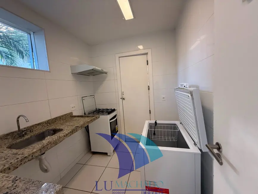 Foto 2 de Apartamento com 3 quartos à venda, 75m2 em Braga, Cabo Frio - RJ