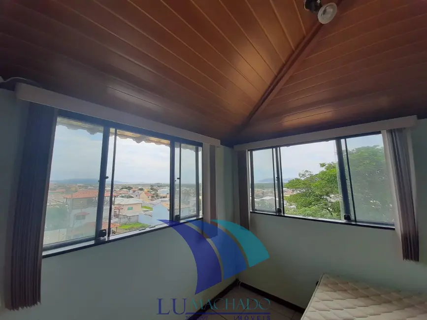 Foto 5 de Casa de Condomínio com 4 quartos à venda, 120m2 em Ogiva, Cabo Frio - RJ