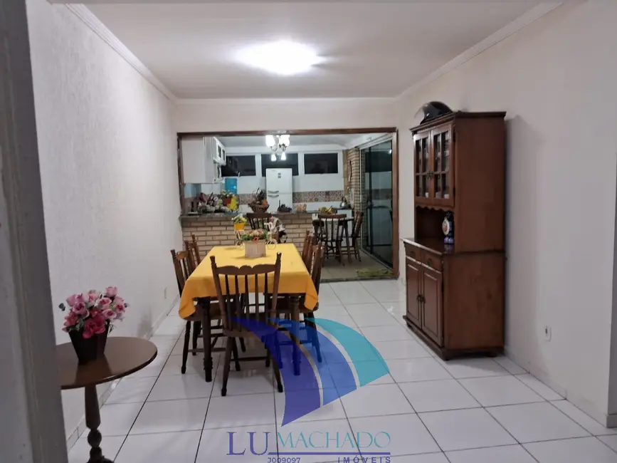 Foto 5 de Casa de Condomínio com 4 quartos à venda, 160m2 em Ogiva, Cabo Frio - RJ