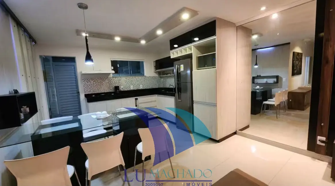 Foto 8 de Casa de Condomínio com 4 quartos à venda, 300m2 em Ogiva, Cabo Frio - RJ