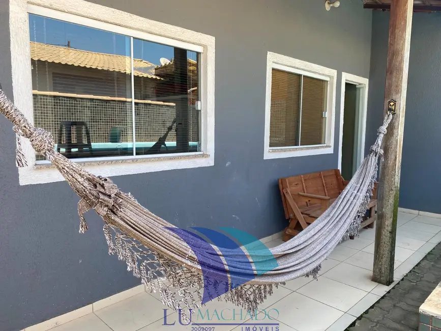 Casa com 2 quartos à venda, 55m2 em Cabo Frio - RJ - imagem 1 Foto 1 de Casa com 2 quartos à venda, 55m2 em Cabo Frio - RJ