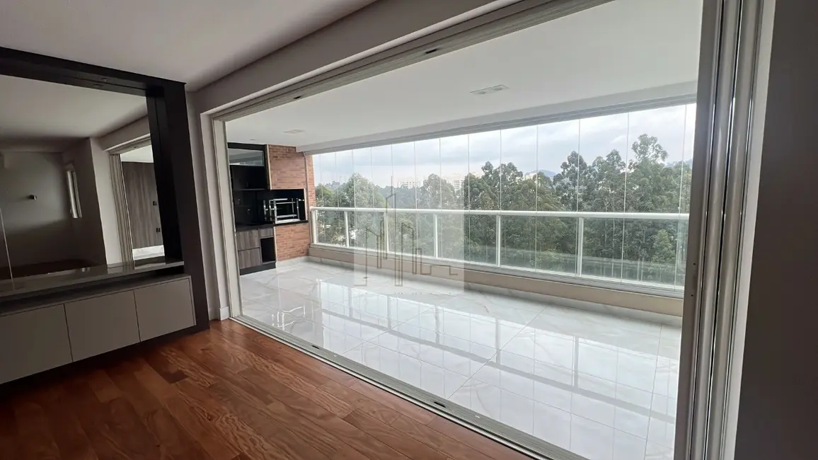 Foto 2 de Apartamento com 3 quartos para alugar, 224m2 em Tamboré, Santana De Parnaiba - SP