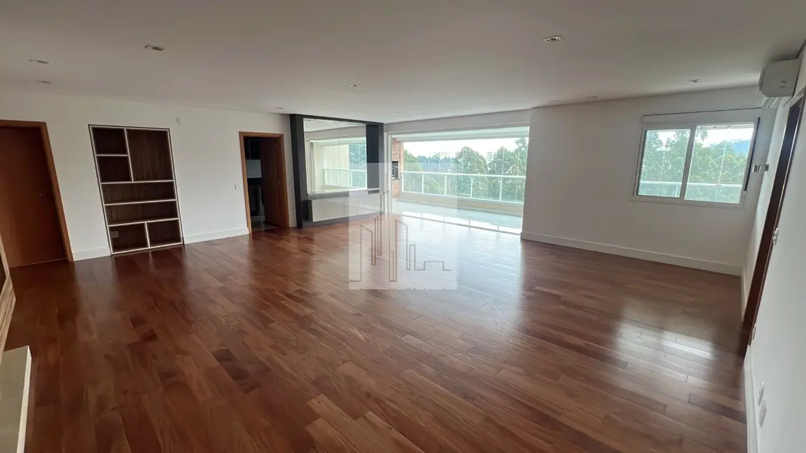 Foto 3 de Apartamento com 3 quartos para alugar, 224m2 em Tamboré, Santana De Parnaiba - SP
