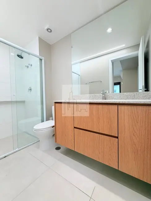 Foto 2 de Apartamento com 2 quartos à venda e para alugar, 75m2 em Barueri - SP