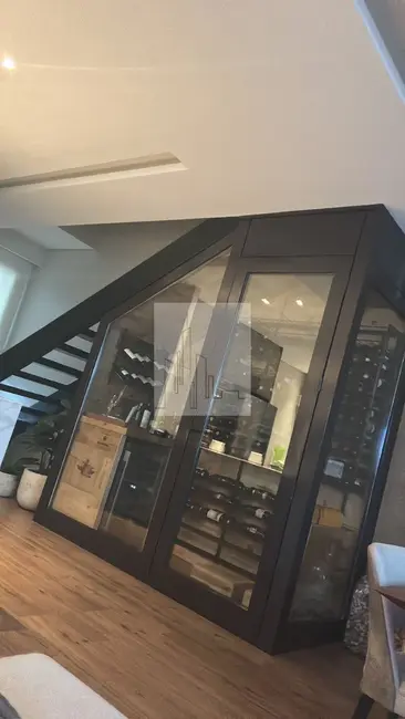 Casa de Condomínio com 3 quartos à venda, 200m2 em Tamboré, Santana De Parnaiba - SP - imagem 7 Foto 7 de Casa de Condomínio com 3 quartos à venda, 200m2 em Tamboré, Santana De Parnaiba - SP