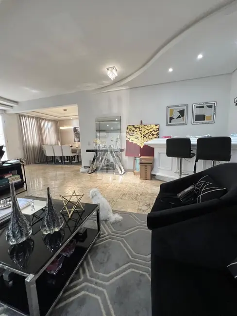 Foto 6 de Casa com 4 quartos à venda, 310m2 em Alphaville Residencial Um, Barueri - SP