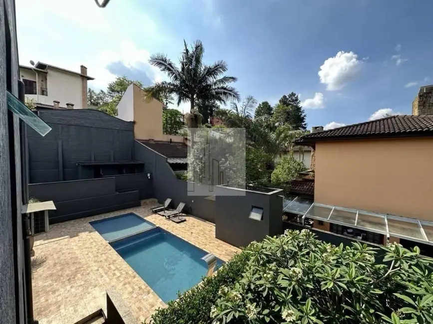 Foto 2 de Casa de Condomínio com 3 quartos à venda, 460m2 em Vila Veloso, Carapicuiba - SP