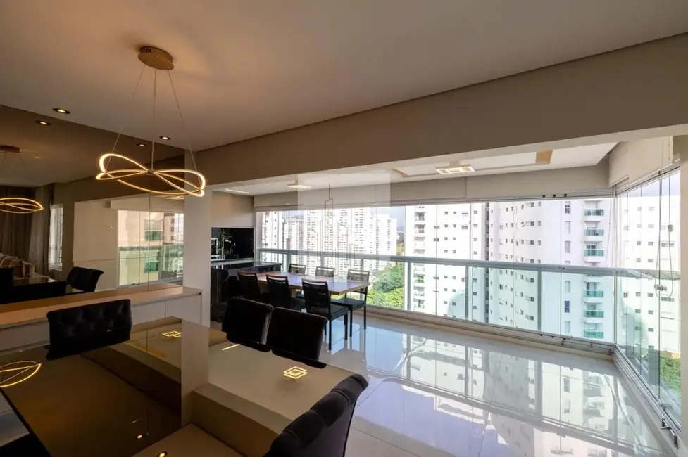 Foto 1 de Apartamento com 3 quartos para alugar, 200m2 em Alphaville Empresarial, Barueri - SP