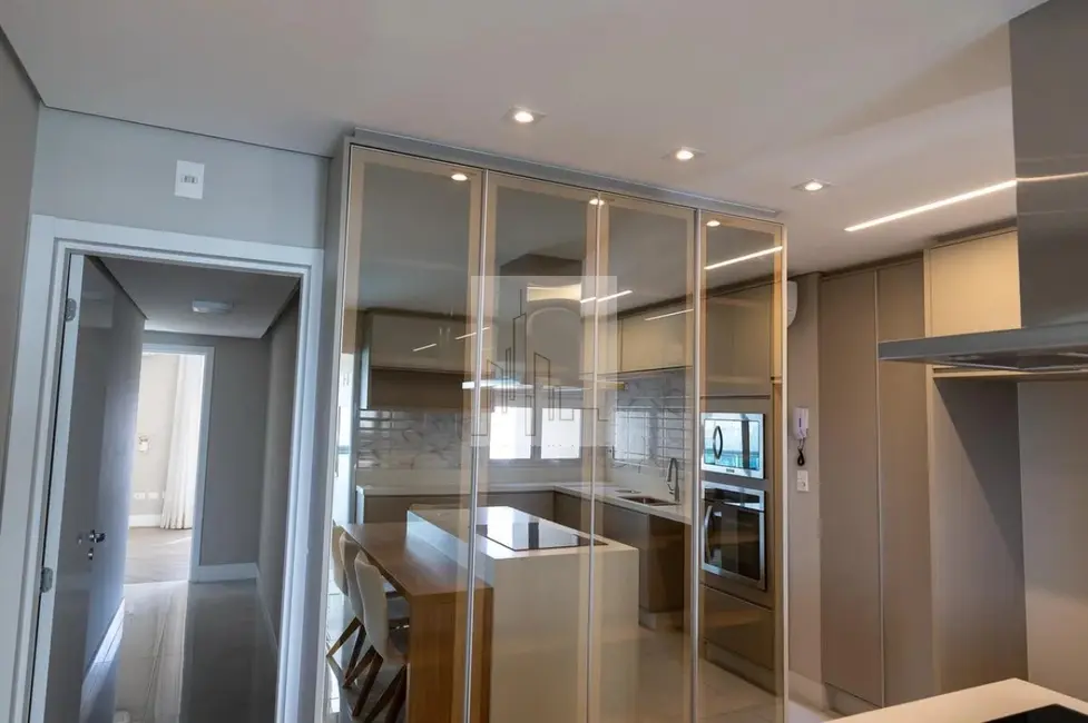 Foto 4 de Apartamento com 3 quartos para alugar, 200m2 em Alphaville Empresarial, Barueri - SP