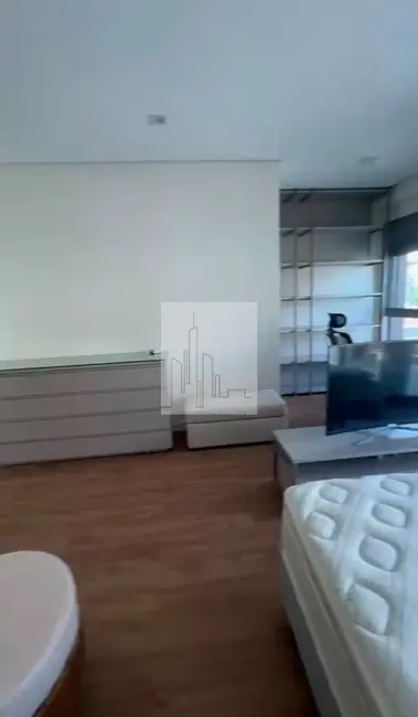 Casa de Condomínio com 3 quartos para alugar, 200m2 em Tamboré, Santana De Parnaiba - SP - imagem 2 Foto 2 de Casa de Condomínio com 3 quartos para alugar, 200m2 em Tamboré, Santana De Parnaiba - SP