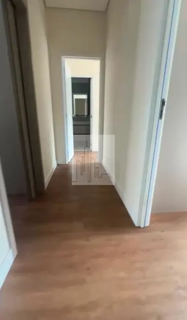 Casa de Condomínio com 3 quartos para alugar, 200m2 em Tamboré, Santana De Parnaiba - SP - imagem 3 Foto 3 de Casa de Condomínio com 3 quartos para alugar, 200m2 em Tamboré, Santana De Parnaiba - SP