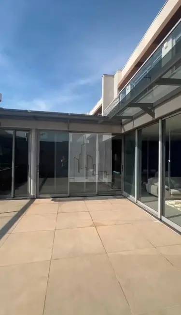 Casa de Condomínio com 3 quartos para alugar, 200m2 em Tamboré, Santana De Parnaiba - SP - imagem 6 Foto 6 de Casa de Condomínio com 3 quartos para alugar, 200m2 em Tamboré, Santana De Parnaiba - SP