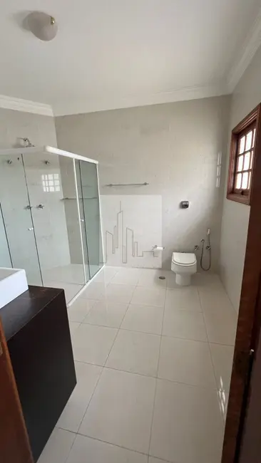 Foto 2 de Casa de Condomínio com 4 quartos para alugar, 450m2 em Tamboré, Santana De Parnaiba - SP
