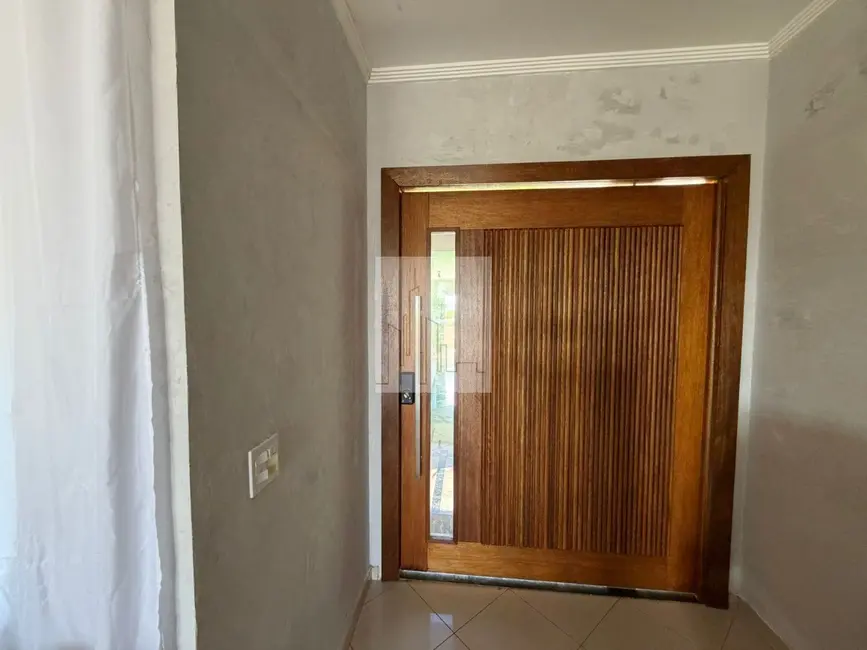 Casa de Condomínio com 4 quartos à venda, 227m2 em Alphaville, Santana De Parnaiba - SP - imagem 3 Foto 3 de Casa de Condomínio com 4 quartos à venda, 227m2 em Alphaville, Santana De Parnaiba - SP