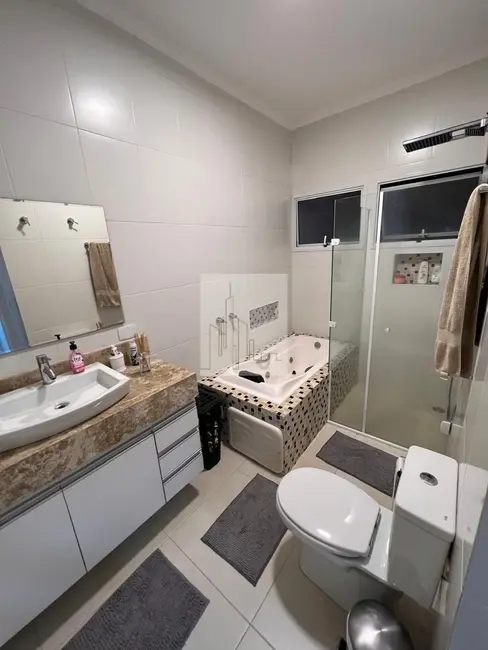 Foto 2 de Casa de Condomínio com 3 quartos para alugar, 223m2 em Alphaville, Santana De Parnaiba - SP