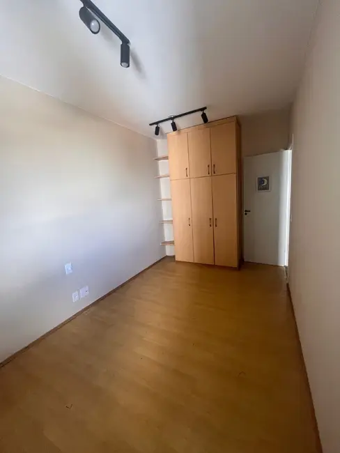Foto 8 de Apartamento com 2 quartos para alugar, 60m2 em Barueri - SP
